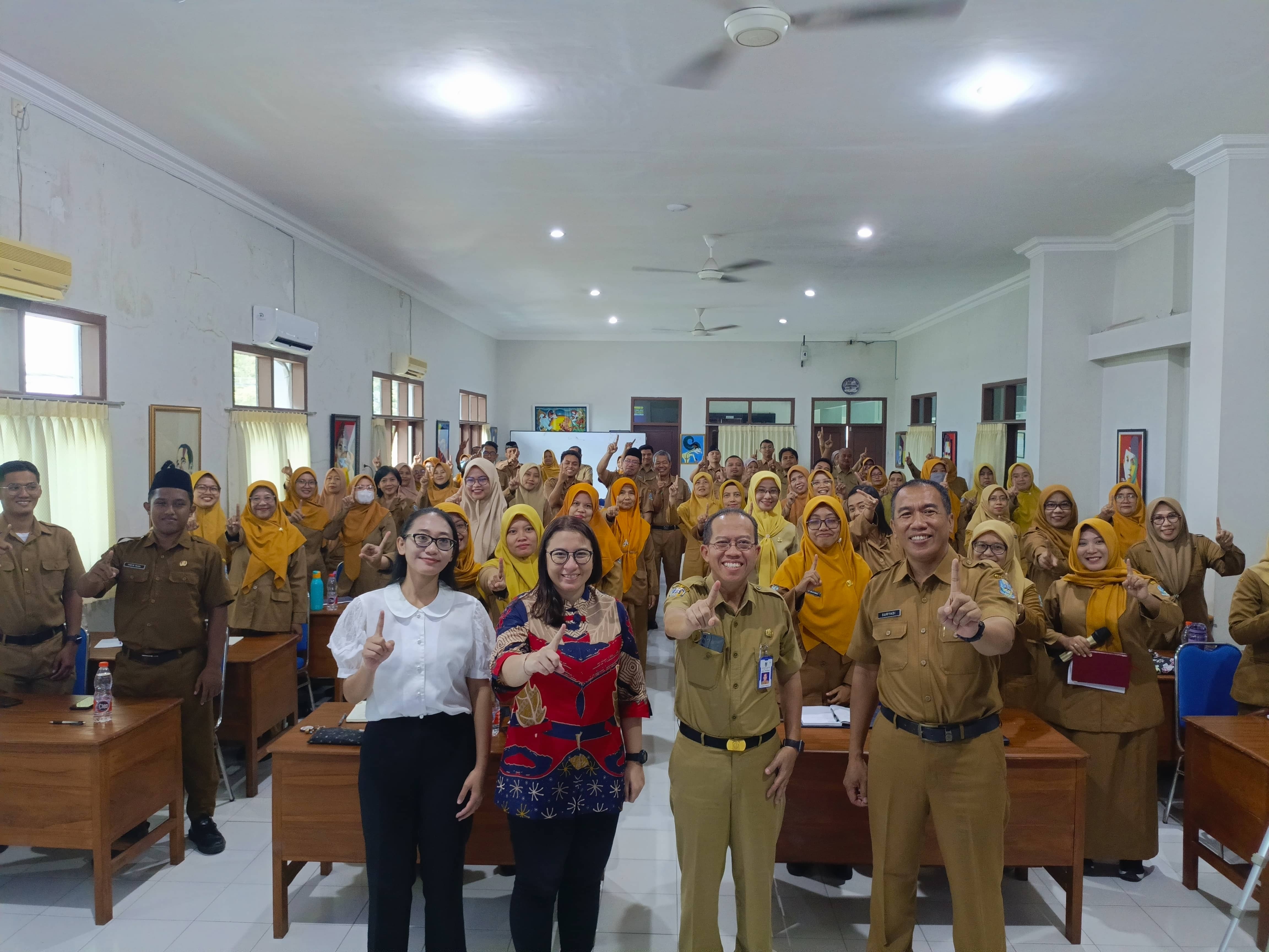 In House Training: Pengenalan dan Implementasi Deep Learning di SMA Negeri 1 Jember