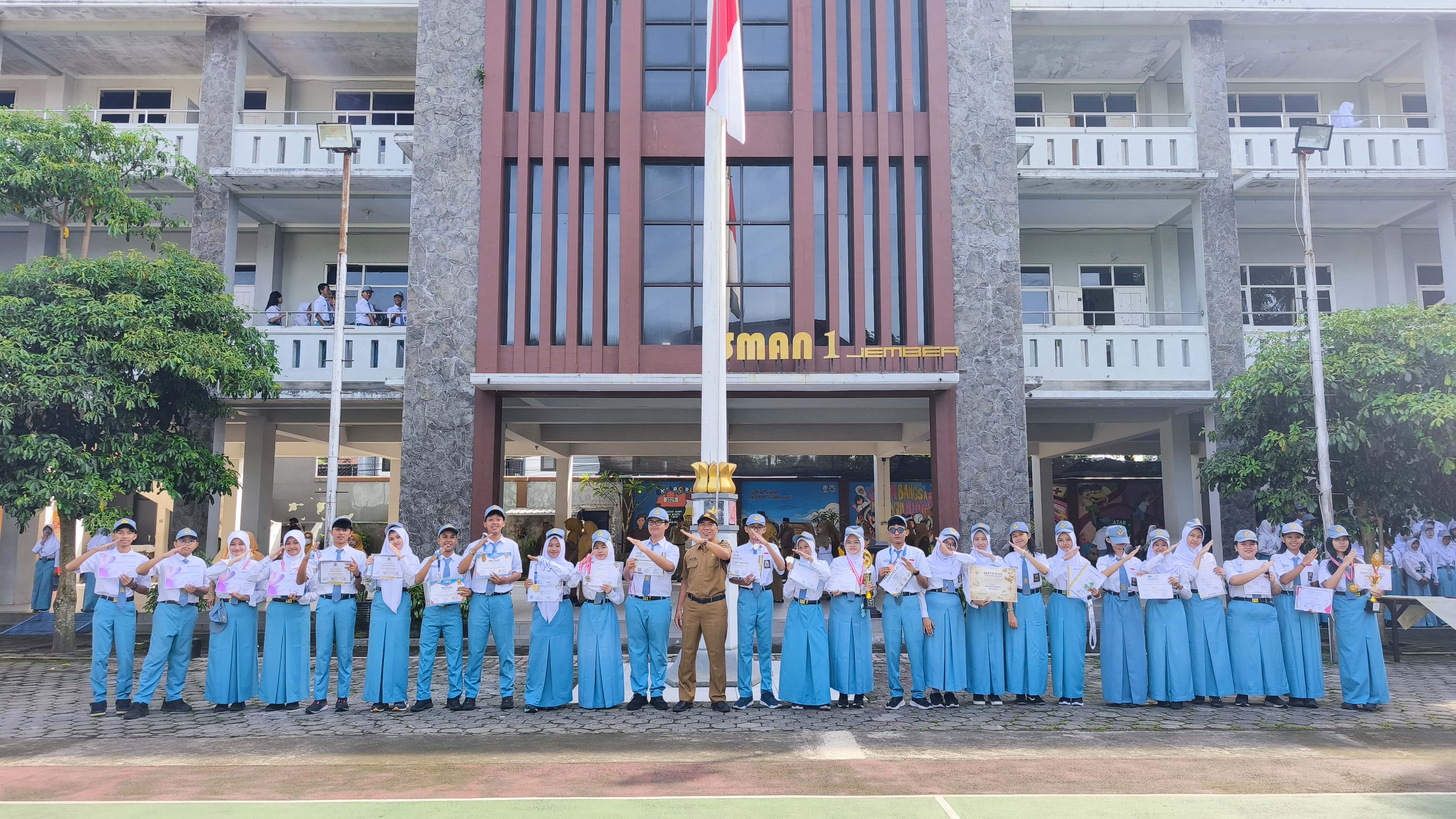 Deretan Prestasi Membanggakan Siswa SMA Negeri 1 Jember di Berbagai Ajang 2026