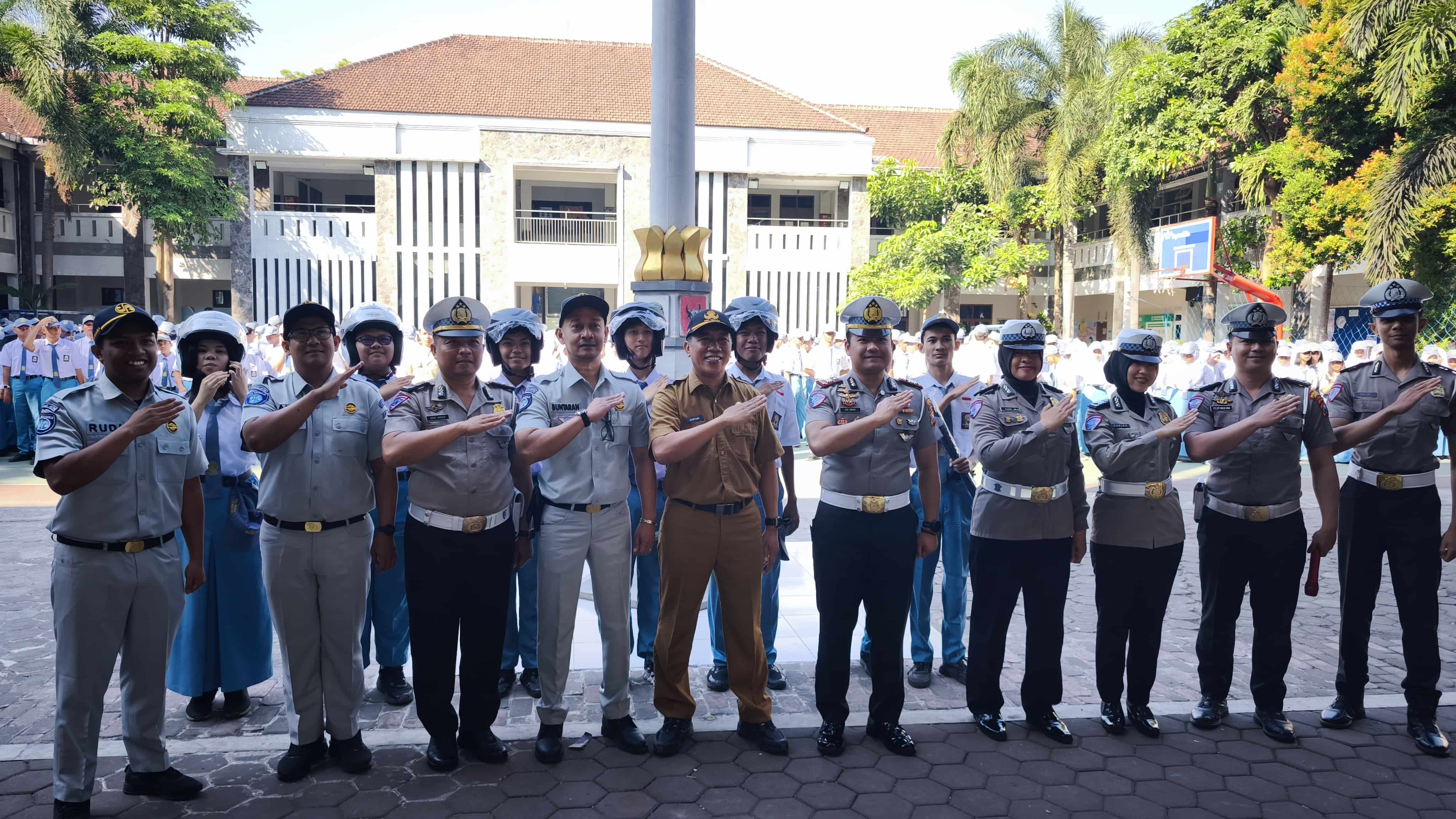 Upacara Bendera bersama Kasatlantas dan Jasa Raharja