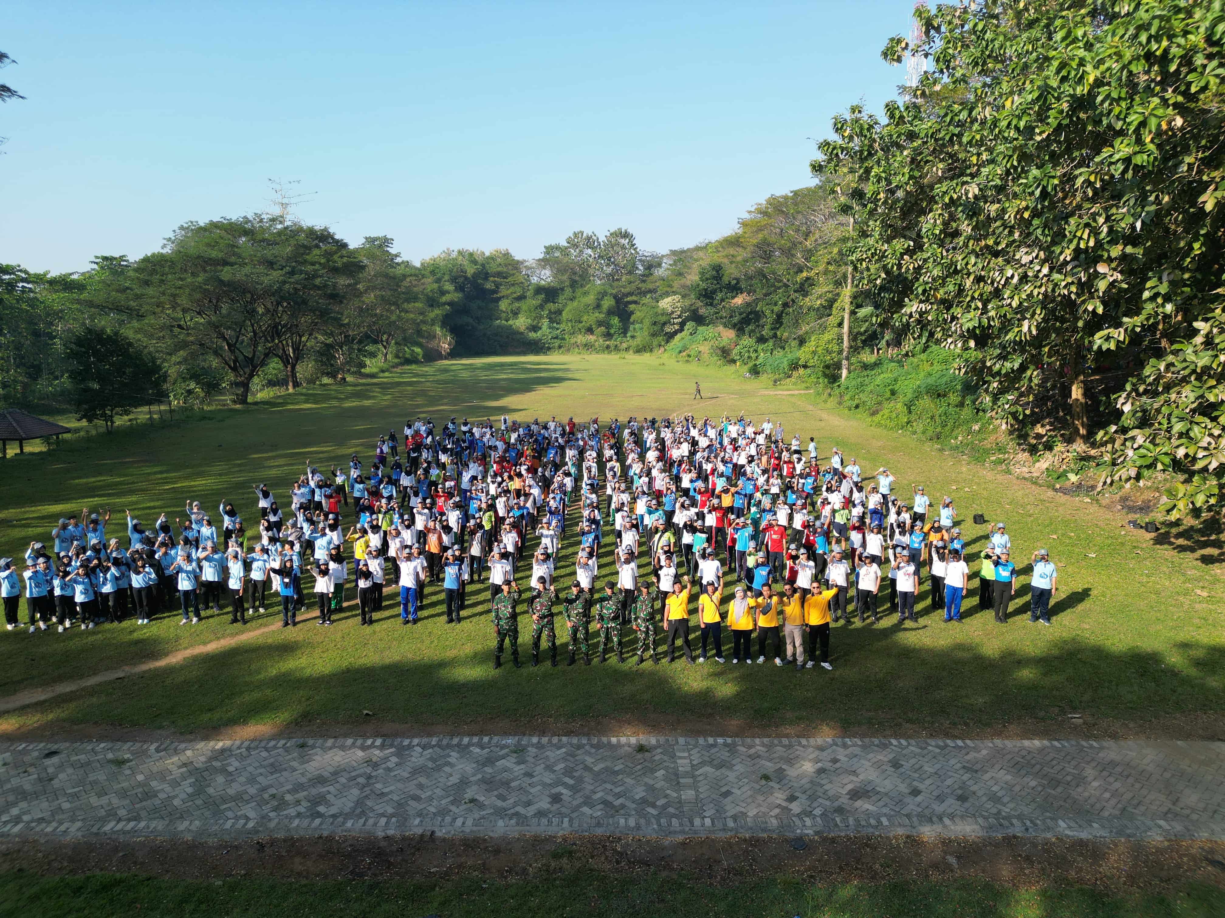 MPLS HARI KEEMPAT SMA NEGERI 1 JEMBER